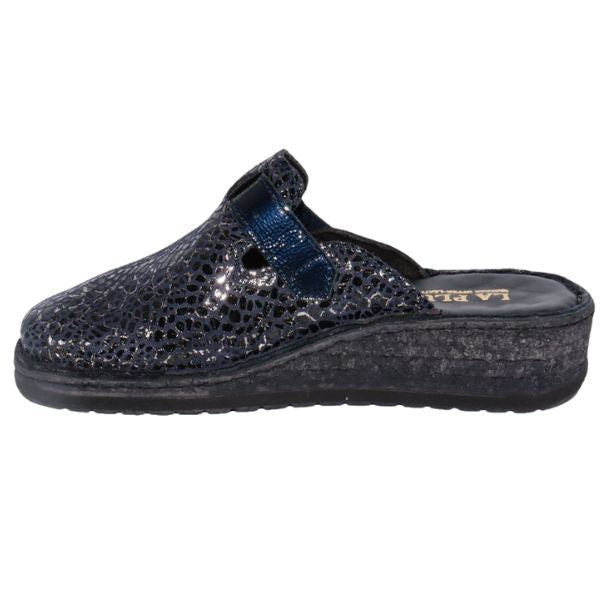 Hava Woman's Slip-On Leather Comfort Sandal