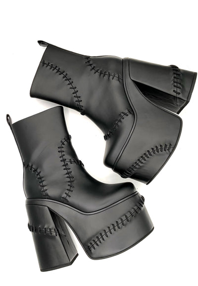 Ragdoll Platform Boot