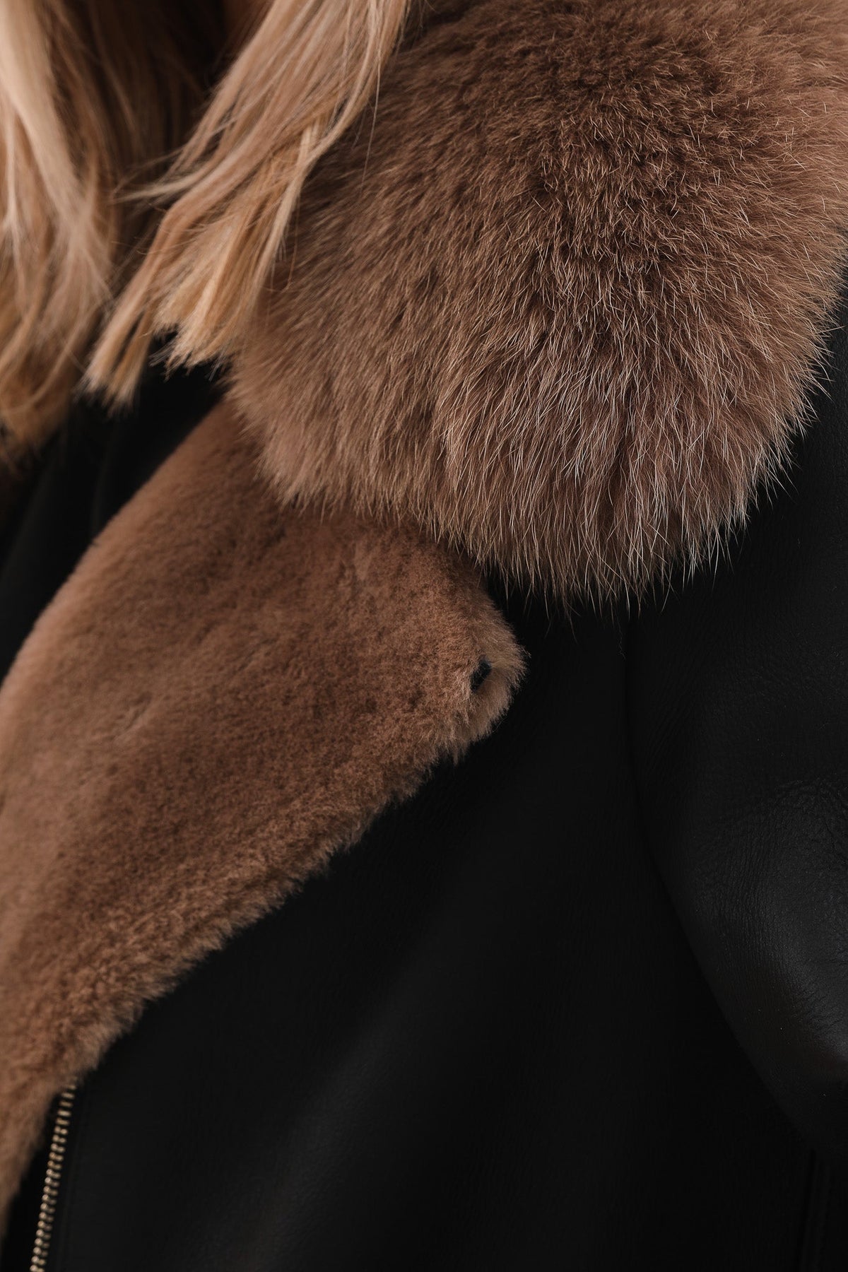 Vinci Leather The Onyx Caramel Shearling & Fox Fur Leather Women Jacket – product view 5