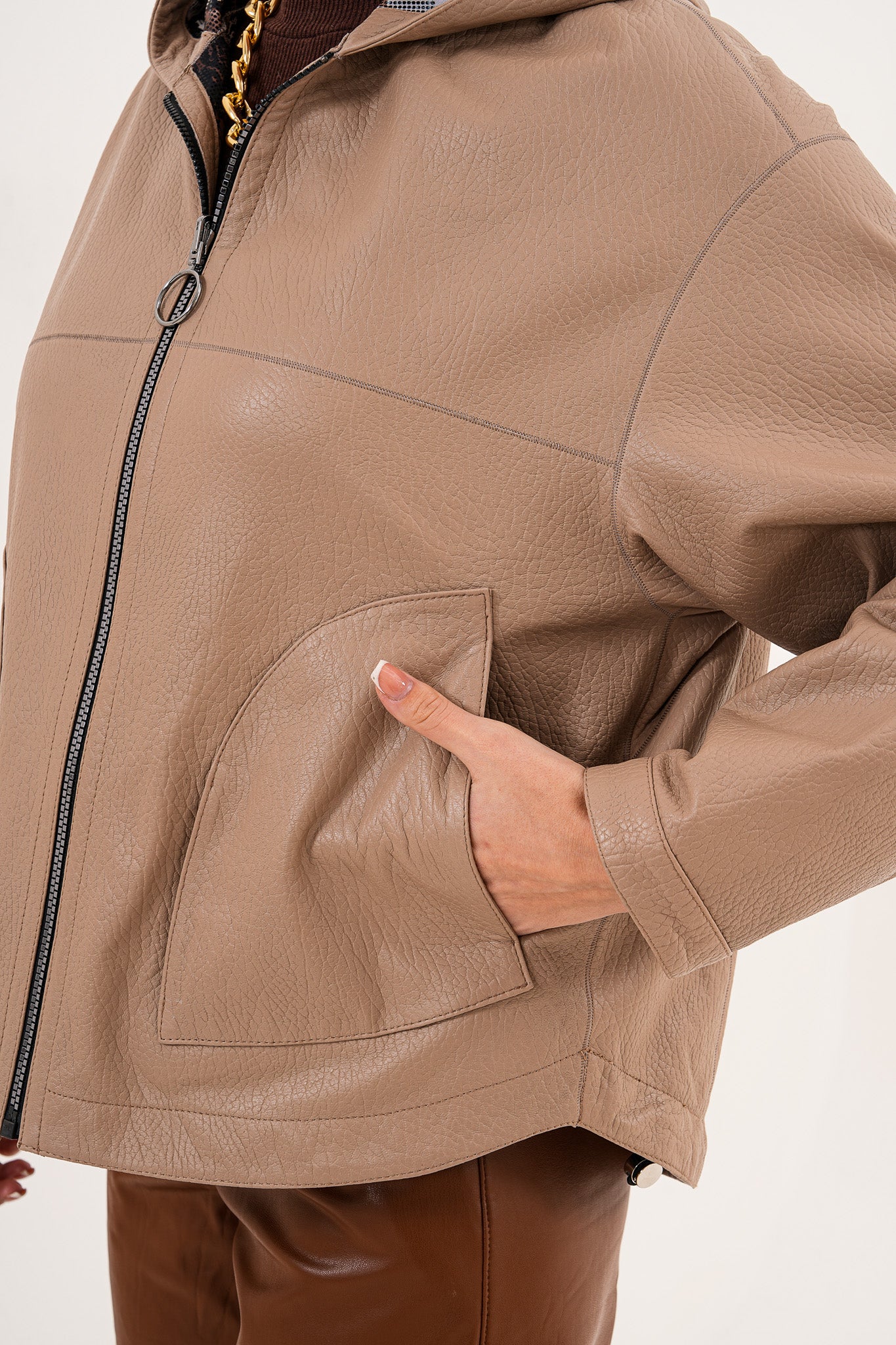 The Calyra Reversible Leather Women Jacket – Taupe
