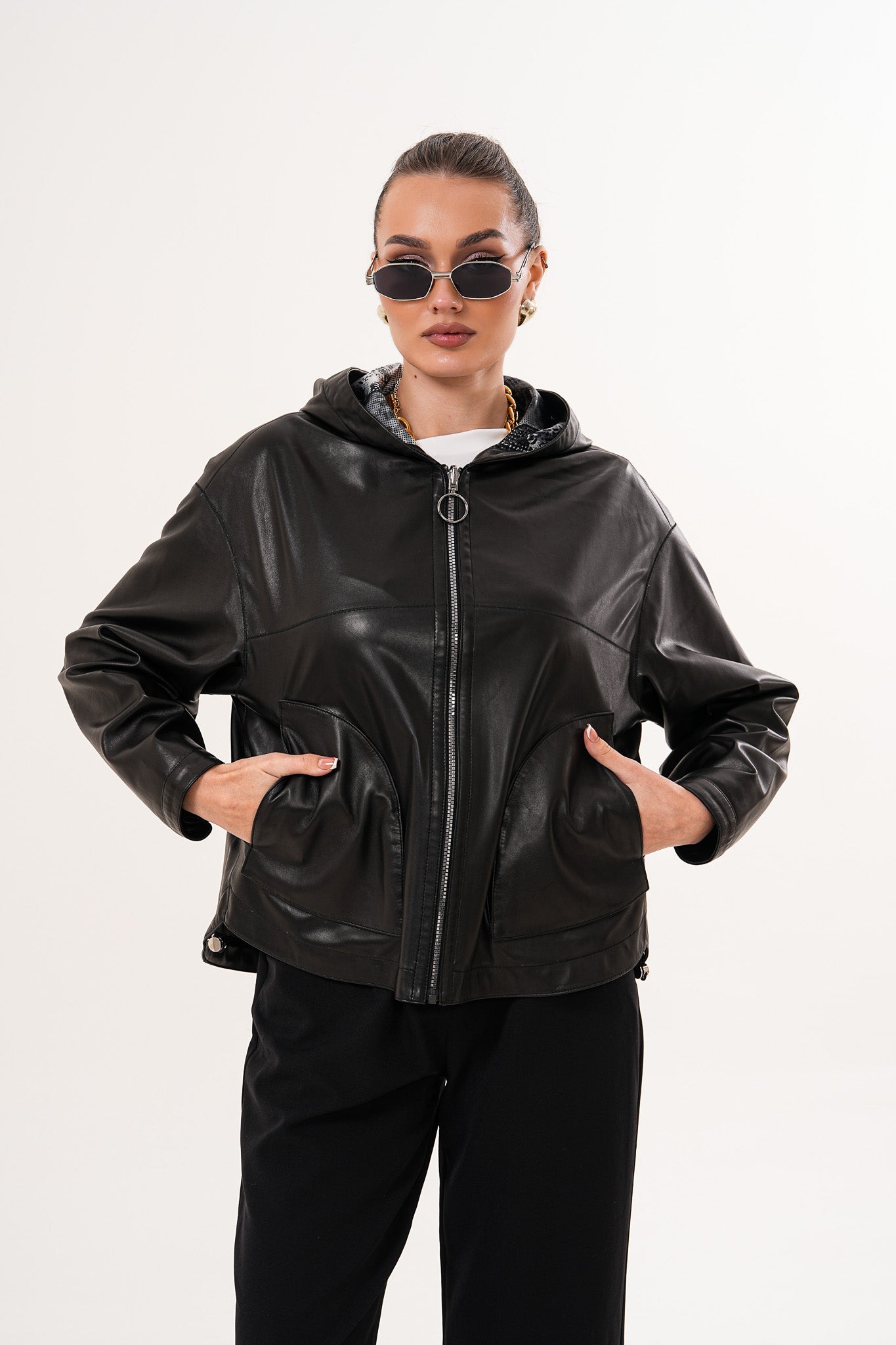 The Calyra Reversible Leather Women Jacket – Black