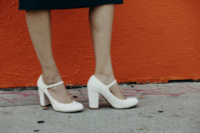 Skippy | White