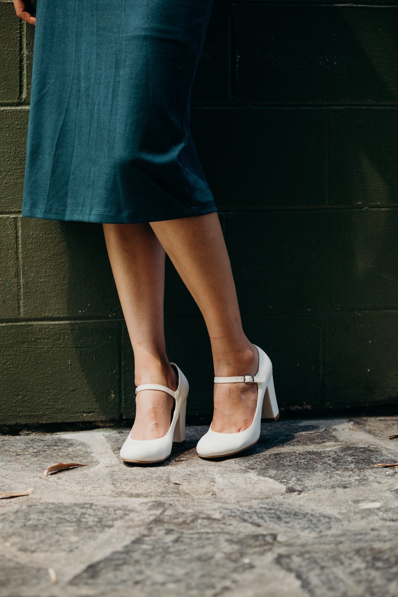 Skippy | White