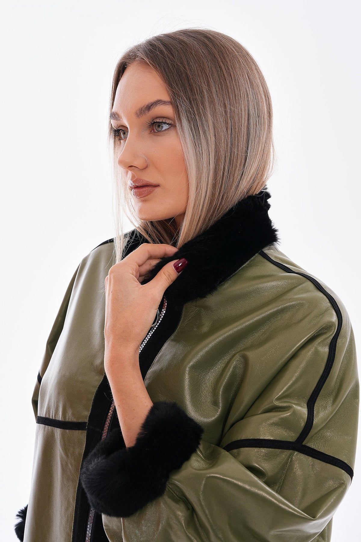 Vinci Leather The Rebel Reversible Shearling Olive Green Leather Women Jacket – product view 3