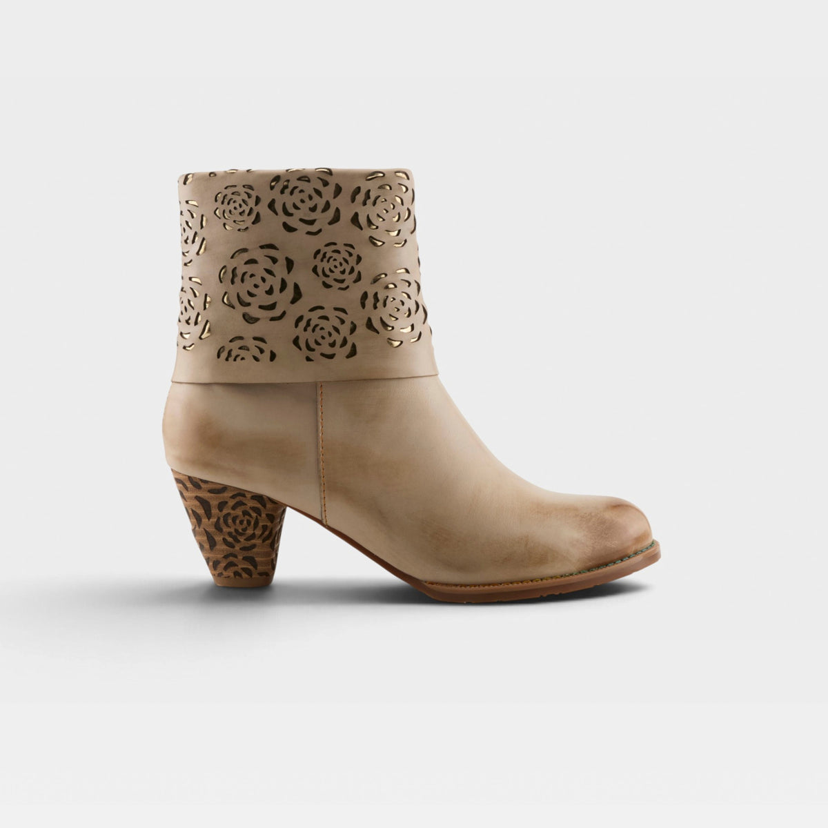 L'Artiste Kissofarose Women's Boots — product view 14