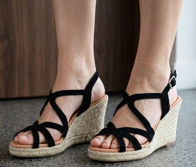 Eric Michael Lindsey Women’s Strappy Wedge Sandal