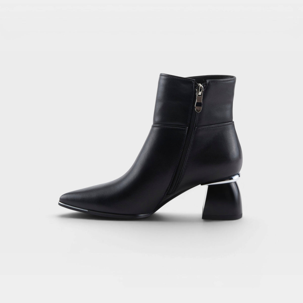 Azura Magnetic Boots — product view 4