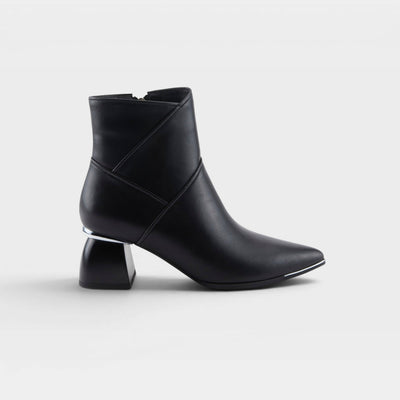Azura Magnetic Boots — product view 2