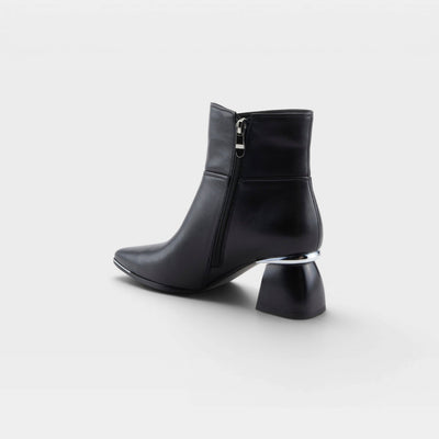 Azura Magnetic Boots — product view 7