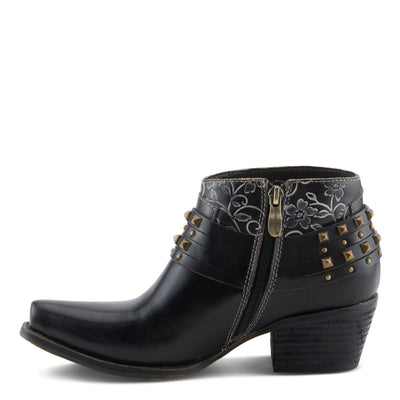 L'Artiste Meechelle Women's Boots — product view 2