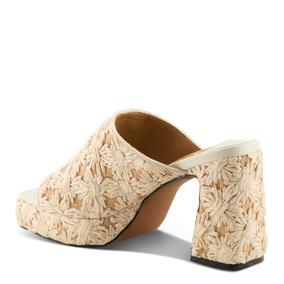 AZURA MUSTBELUV SANDALS