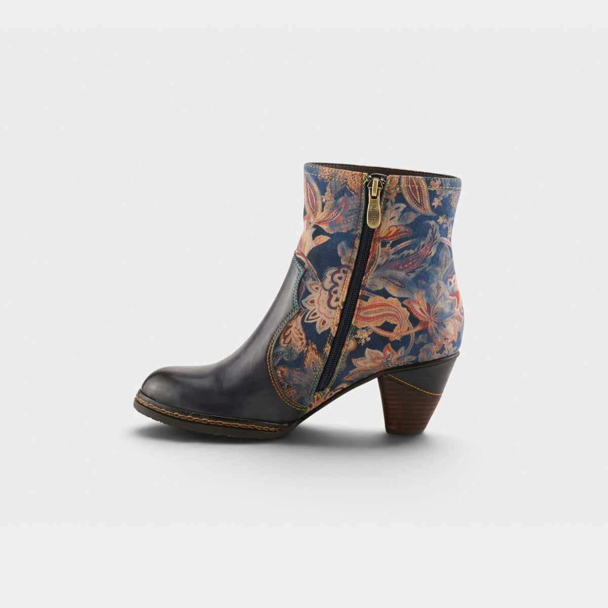 L'Artiste Naima Women's Boots — product view 4