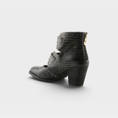 L'Artiste Notched-Nature Boots — product view 18