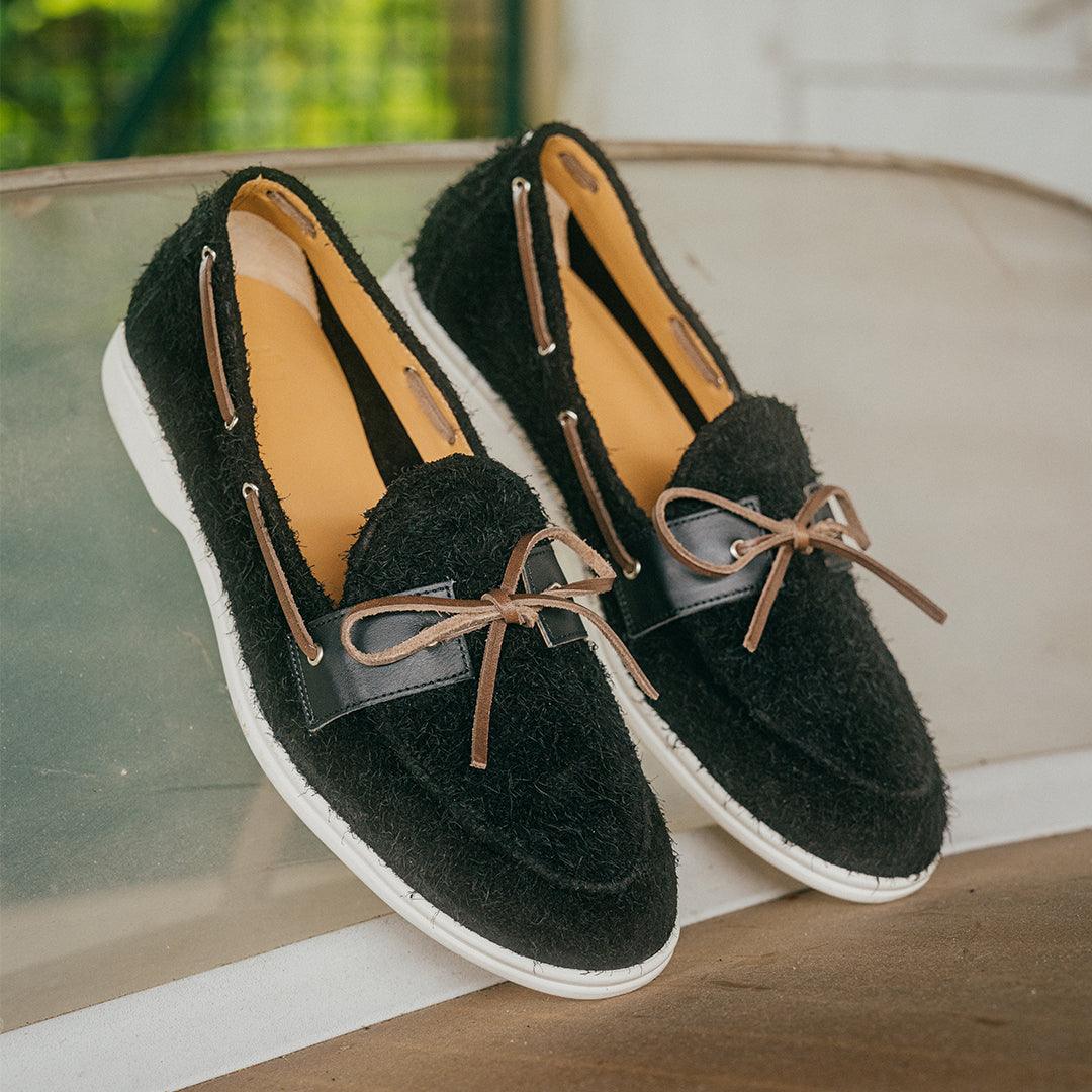 Del Toro Shoes Men's Black Textured Suede Barca Yacht Loafer