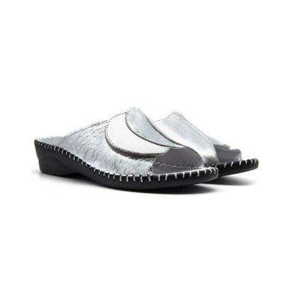 Paola Adjustable Leather Slide