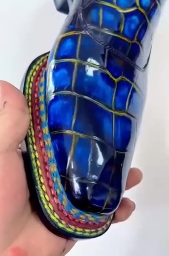 C&E Fashions  Maurice Phantom II Custom Made Alligator Shoe - Blue – product view 4