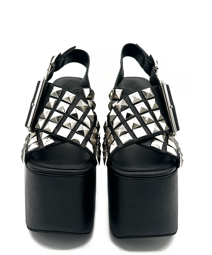Charla Tedrick  Revenge Platform – front view