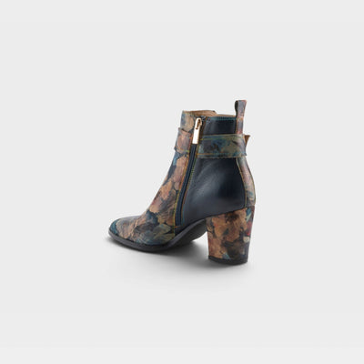 L'Artiste Rosa Women's Boots — product view 10