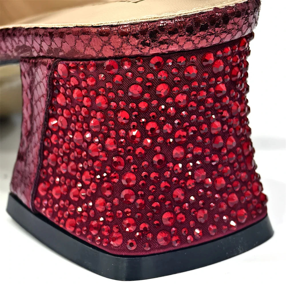 Elegant Women's Peep-Toe Heels and Matching Bag Set EDS41 – product view 4