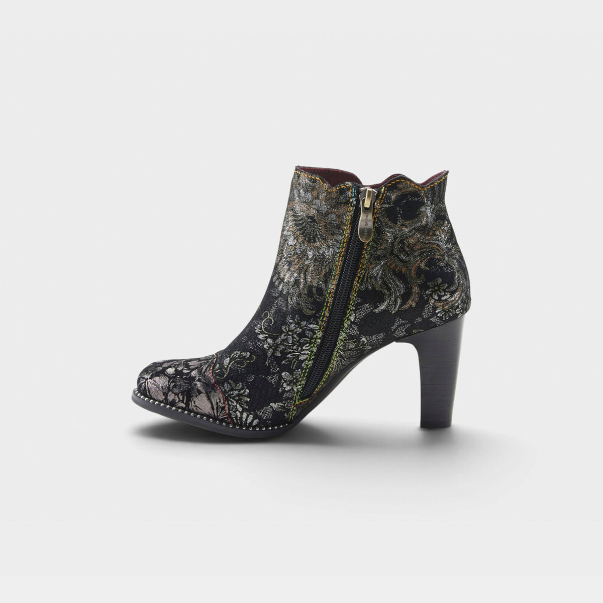 L'Artiste Smokinhot Women's Boots — product view 3