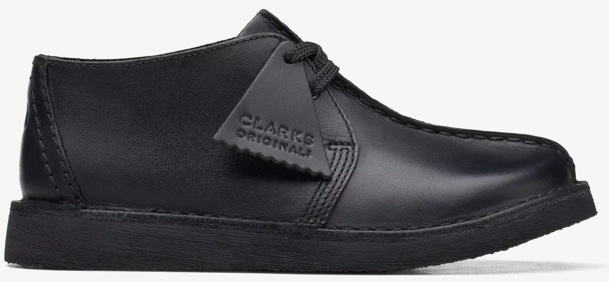 Clarks Originals Desert Trek Kids' Unisex Black Leather 26168132 — product view 1