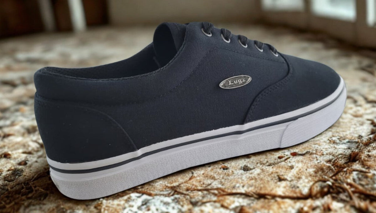 Lugz Vet (MVETCC-060) Black / White – Detail Close-Up