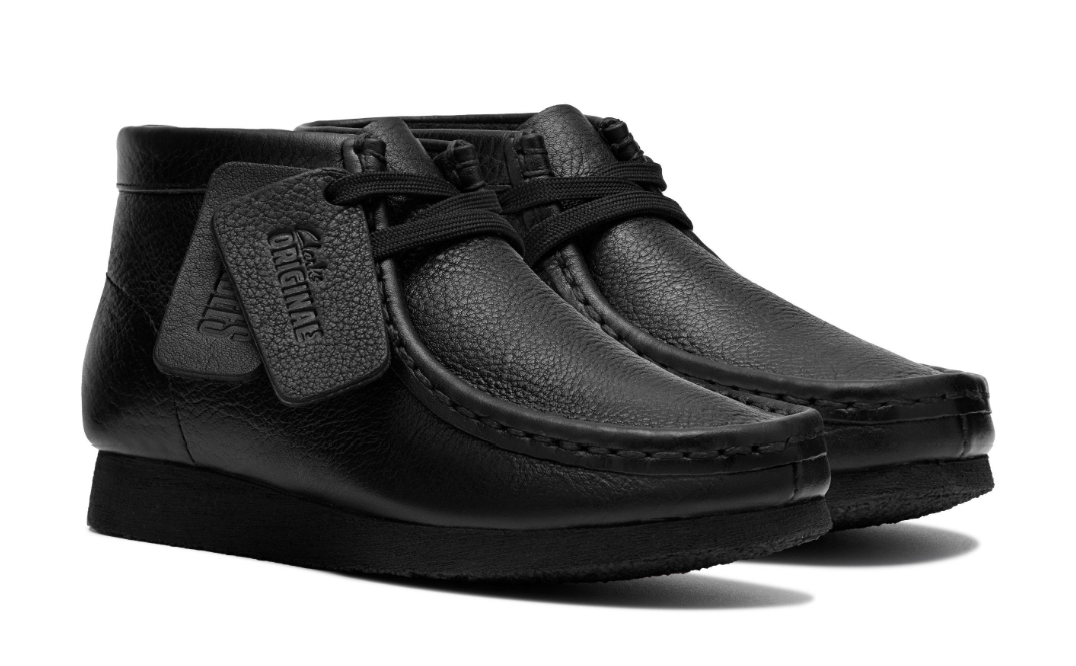 Clarks Originals Wallabee Boot Kids' Unisex Black Leather 26185932 — product view 3