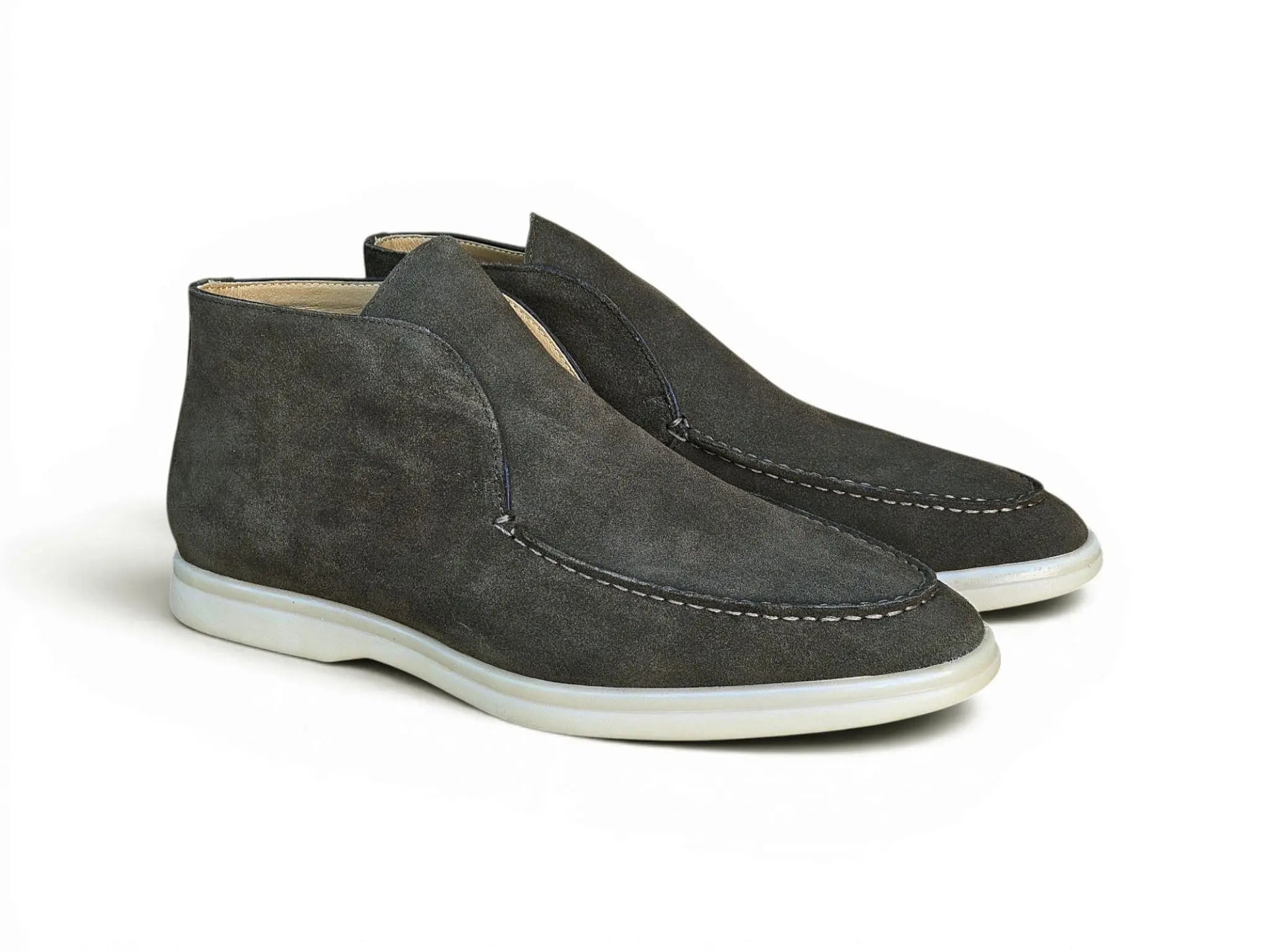 Carrucci Shoes Men's Soft Suede Comfort Loafer Suede KS715 03S