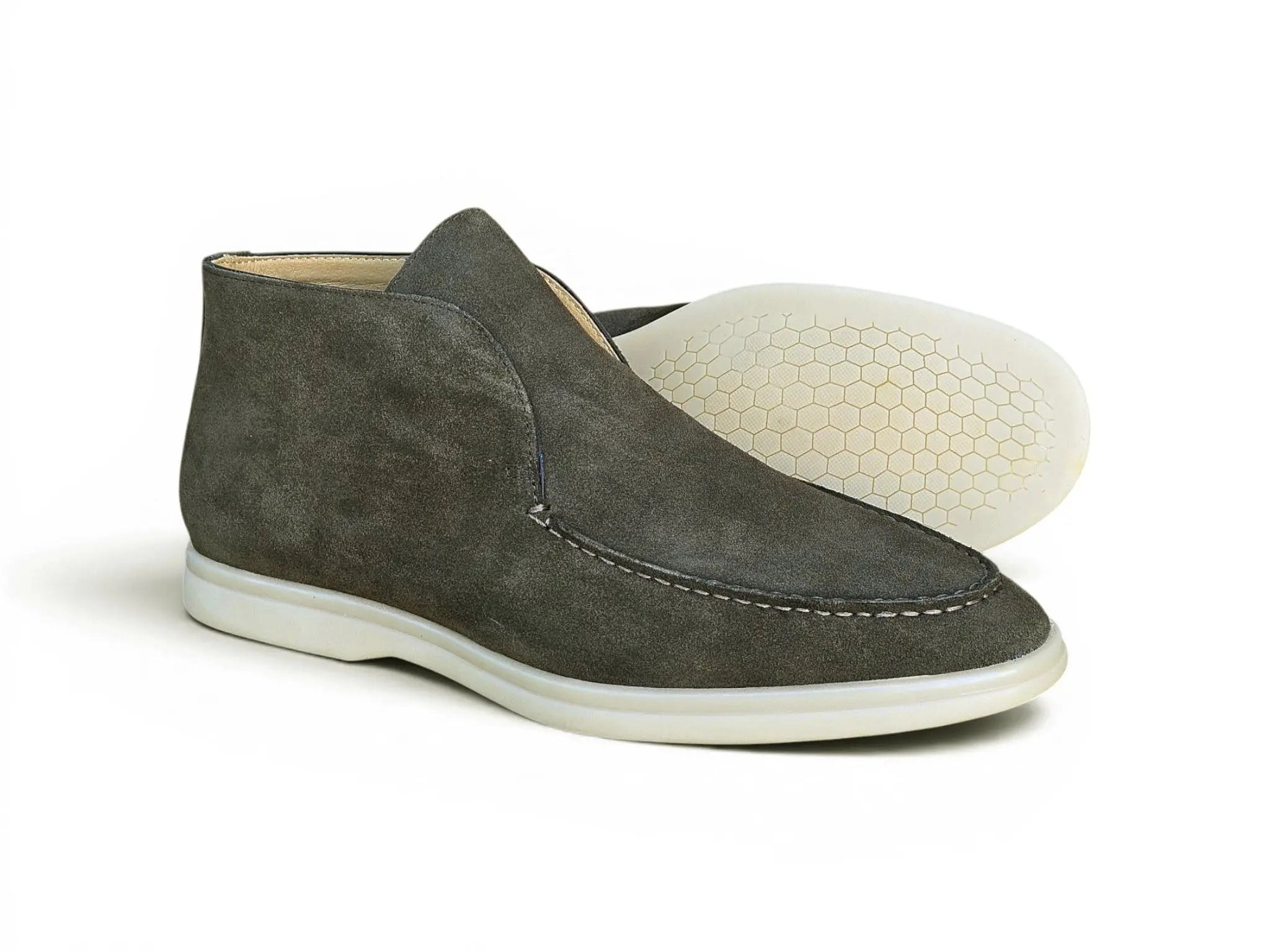 Carrucci Shoes Men's Soft Suede Comfort Loafer Suede KS715 03S