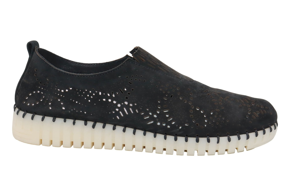 La Plume Shoes Eric Michael Stella Perforated Leather Slip On – product view 16