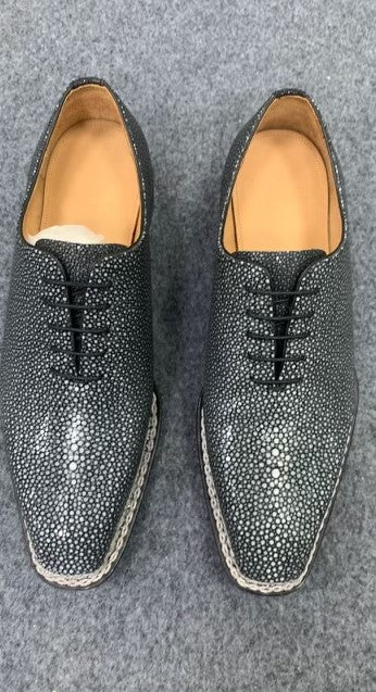 C&E Fashions  Maurice King II Custom Made Stingray Lace-Up Shoe - Grey – product view 2