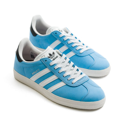 Adidas MNUFC X FAMILIA Gazelle ADV Shoes - Crystal White / Core Black / Better Scarlet