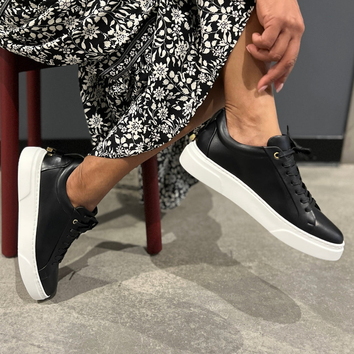Women's Traviata - Black – product view 2
