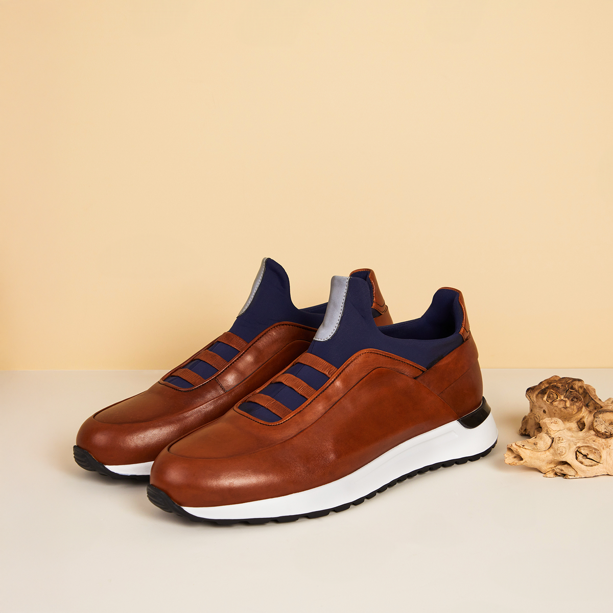 Vinci Leather The Sonoma Tan Leather Men Sneaker – product view 6