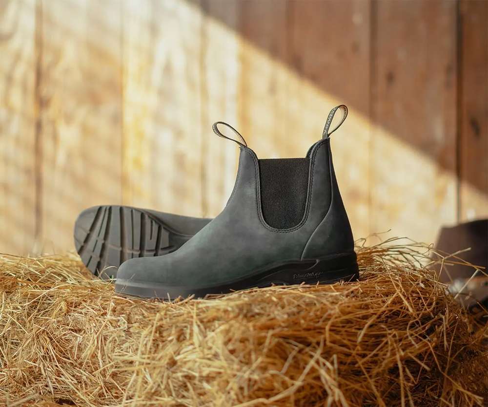 Blundstone 2055 WOMEN'S ALL-TERRAIN CHELSEA BOOTS - RUSTIC BLACK – product view 5