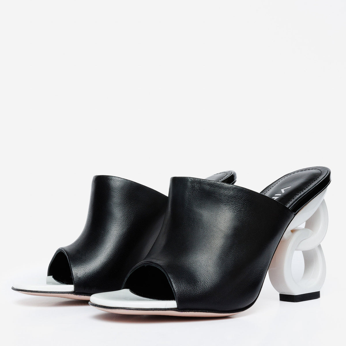 Vinci Leather The Cymmer Black Leather Women Sandal – product view 2