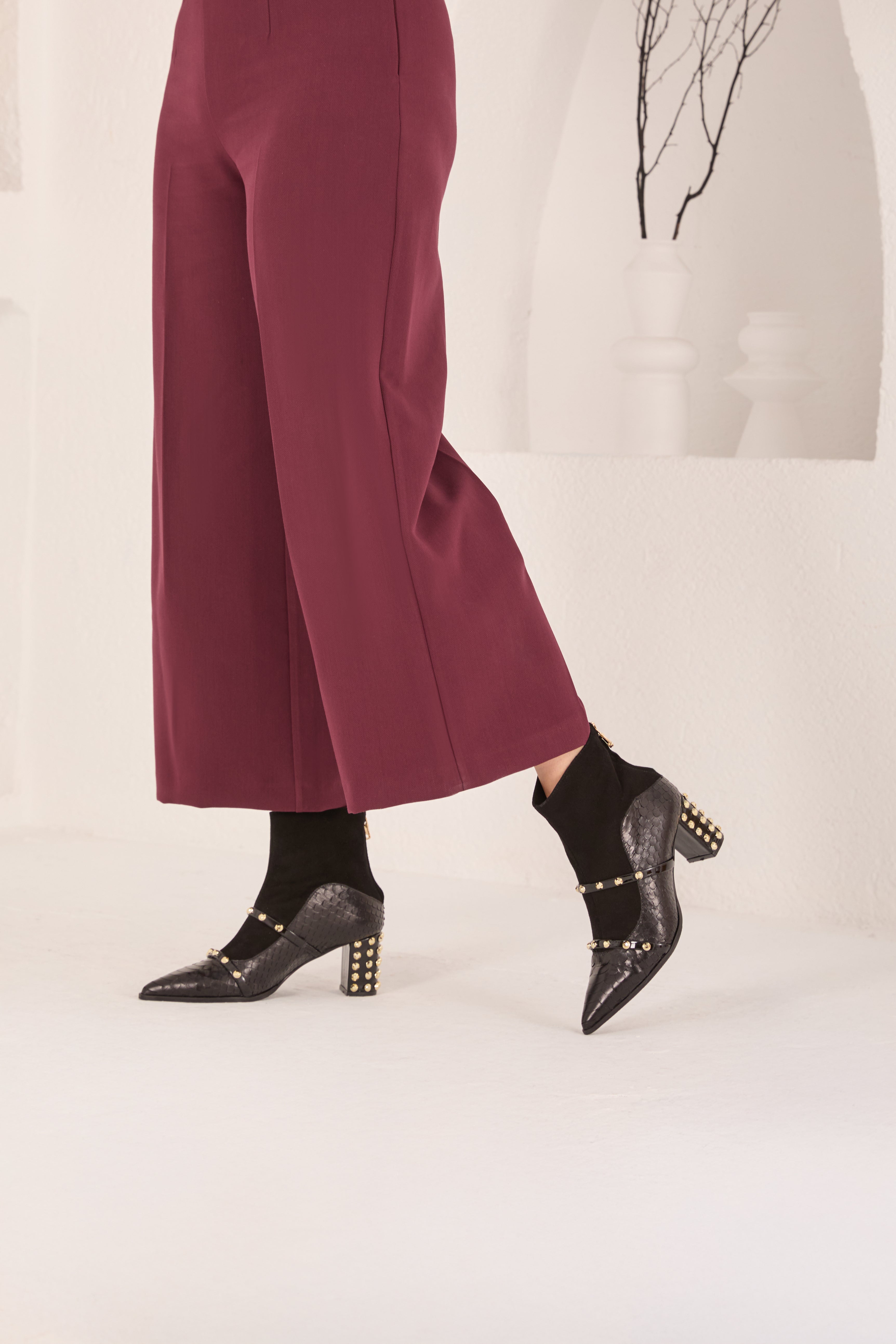 The  Valentina Black Leather Block Heel Women Boot