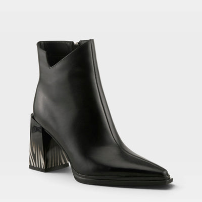Azura Wanderer Boots — product view 8