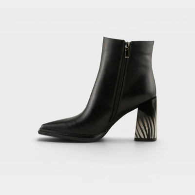 Azura Wanderer Boots — product view 10