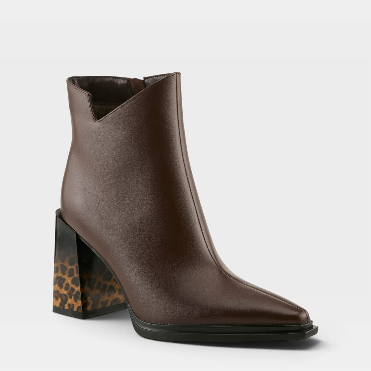 Azura Wanderer Boots — product view 1