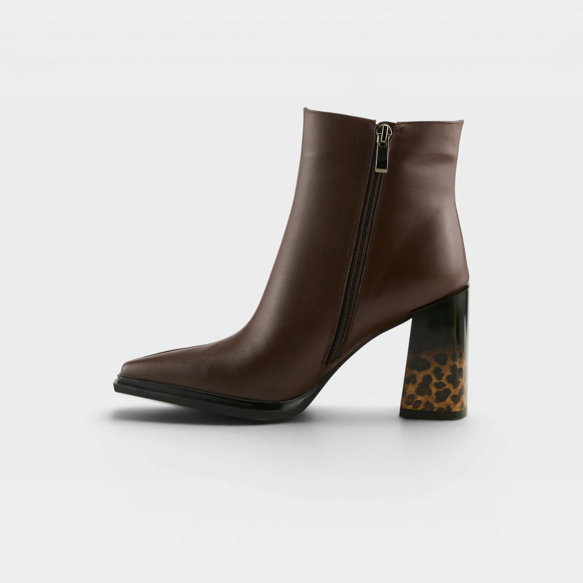 Azura Wanderer Boots — product view 4