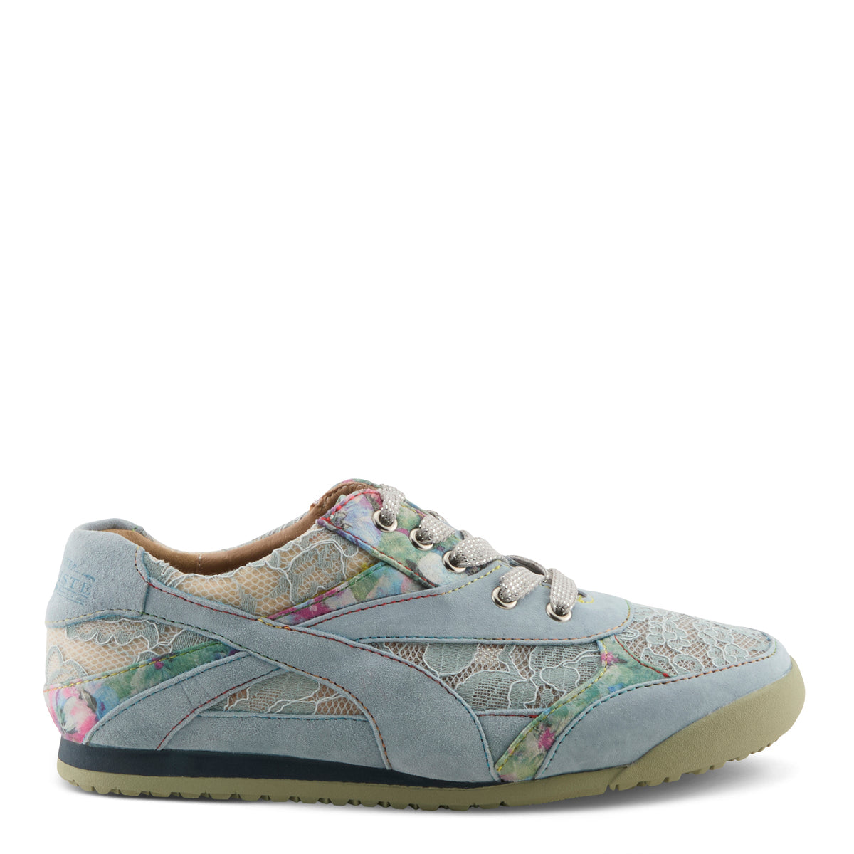 L'ARTISTE WAVEHELLO SNEAKER – Three-Quarter View