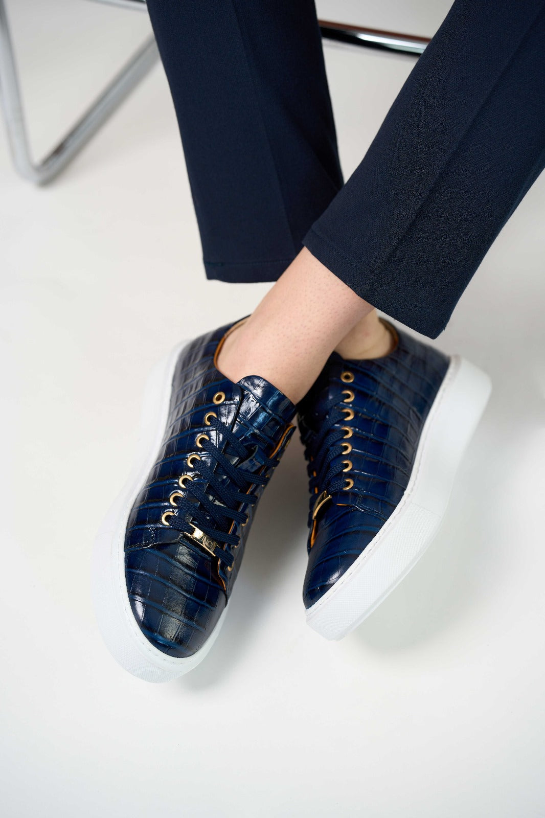 Vinci Leather The Dublin Blue Leather Men Sneaker – product view 12