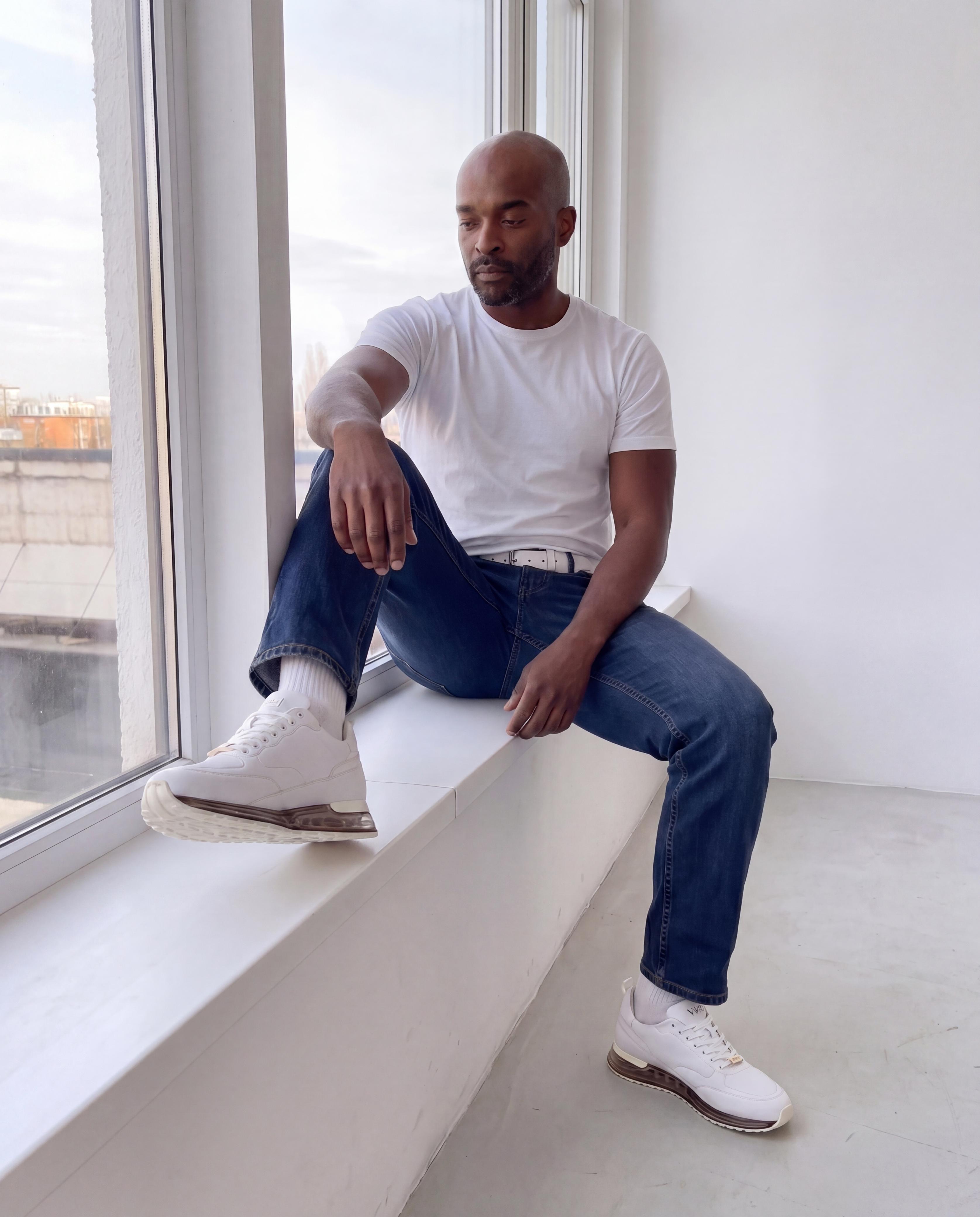 The Lexington White Men Sneaker