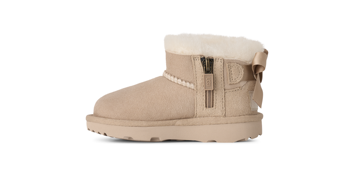 UGG Ultra Mini Bailey Bow Toddlers' (TD) Boots — Sand Sheepskin