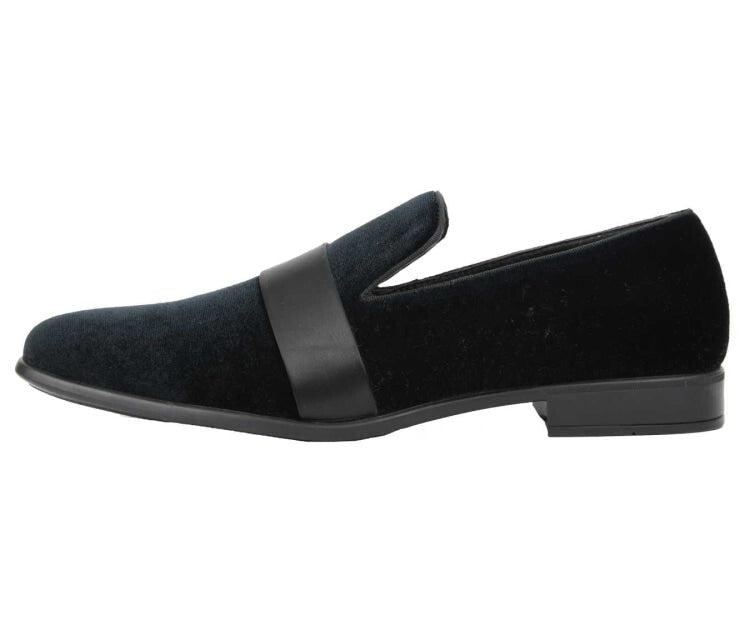 Amali Knight Black Men’s Velvet Loafers