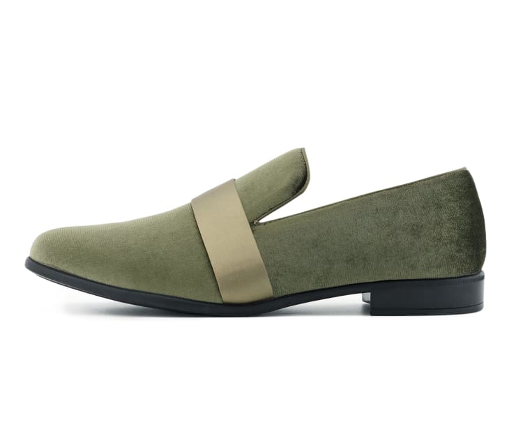 Amali Knight Men’s Olive Suede Velvet Casual Loafers