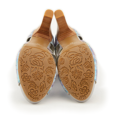 L'Artiste Amora cutout sandals in Blue Multi, bottom view of both patterned outsoles