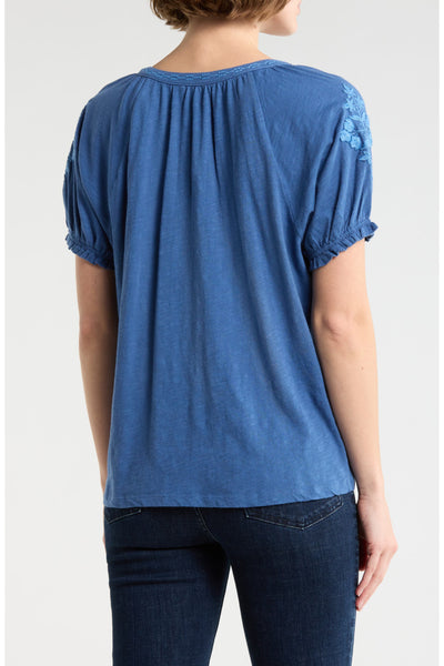 [159552-400] WOMENS LUCKY BRAND EMB NOTCH NECK - TRUE NAVY