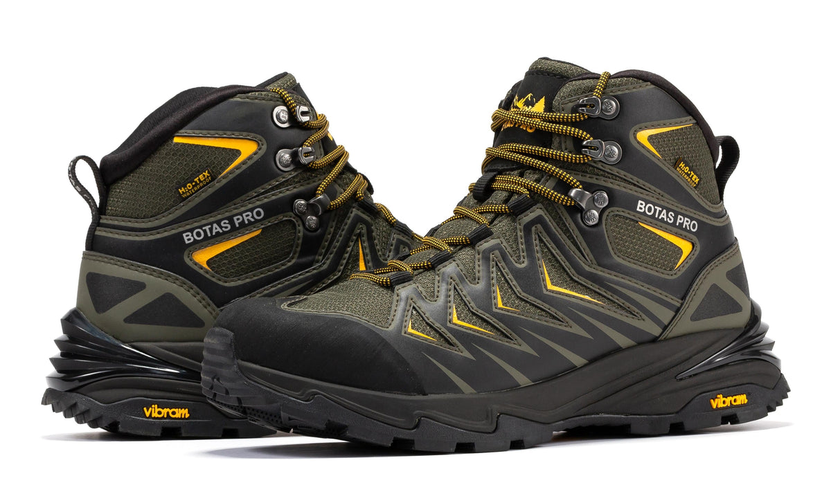 Botas Pro Metallic Green 6 Inch Waterproof Hiking Boots with VIBRAM® Traction Lug Outsole  BP22111 – sole view